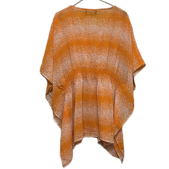 Tangerine, Butterfly Style, Scoop Neckline,Elastic Waist Top, Orange/White, L/XL - Picture 2 of 4